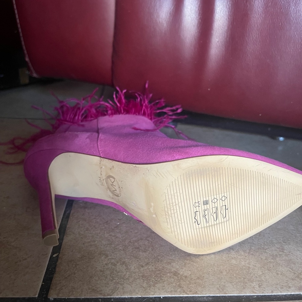 Michael Kors Whitby Pink Ostrich Suede & Feather High Heel Bootie 10M - Picture 8 of 11